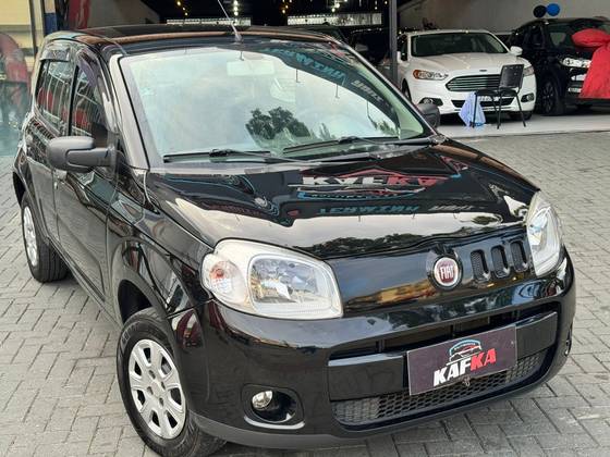 FIAT UNO 1.0 EVO VIVACE 8V FLEX 2P MANUAL FIAT UNO 1.0 EVO VIVACE 8V FLEX 2P MANUAL